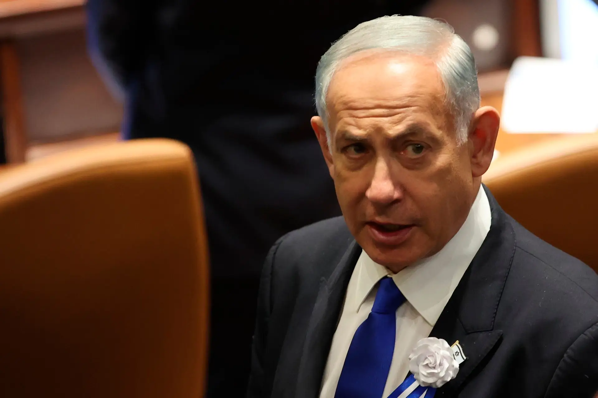 Benjamin Netanyahu submetido a uma cirurgia durante a madrugada