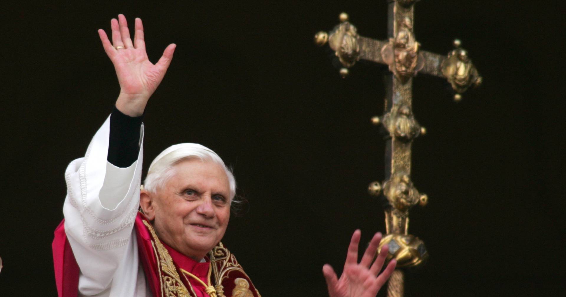 Publican carta inédita escrita por Benedicto XVI