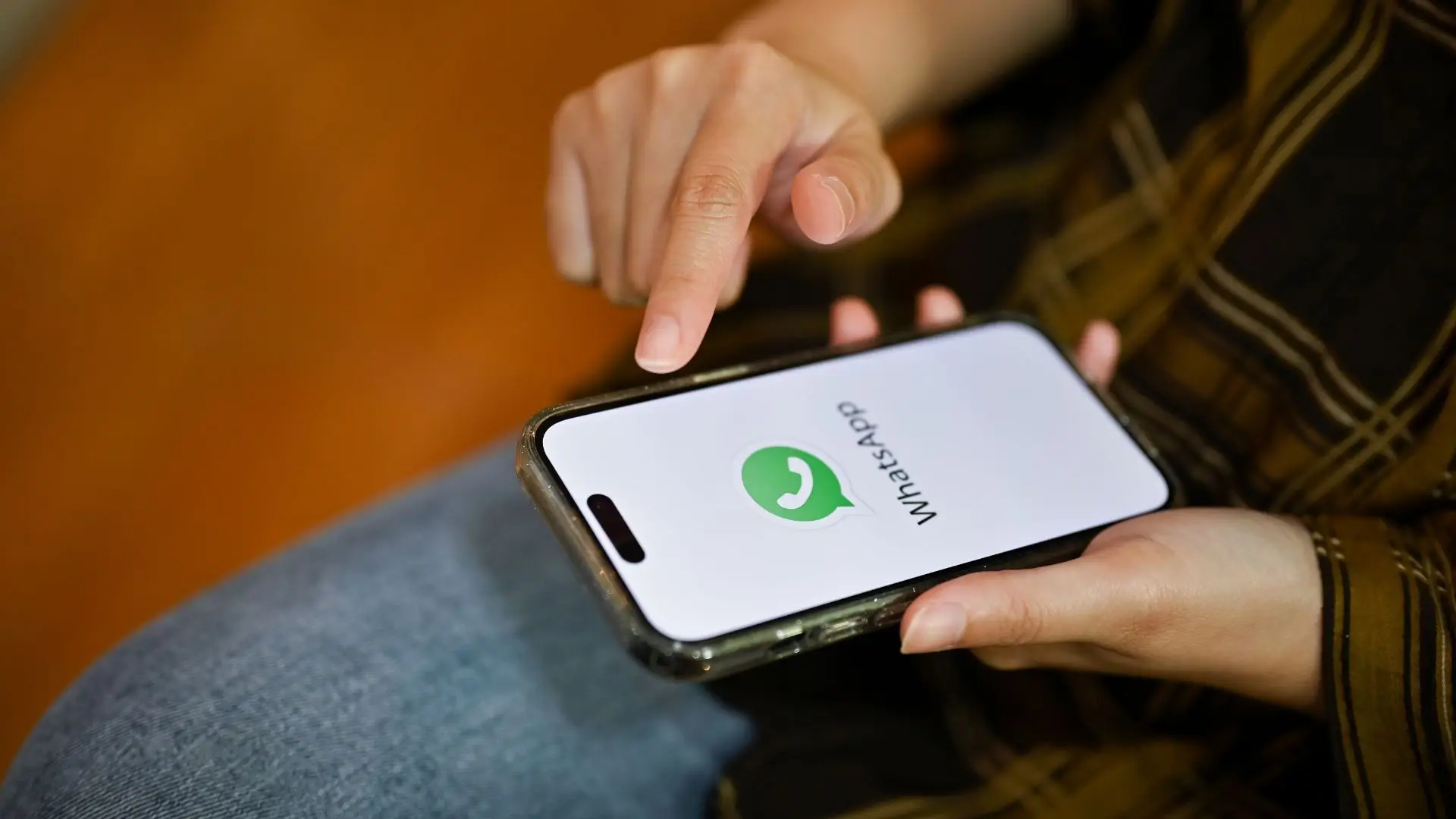 Farto de apagar mensagens por se ter enganado? WhatsApp vai permitir editá-las