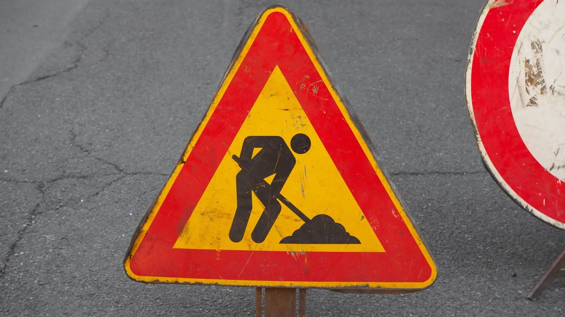 Obras no Viaduto Duarte Pacheco condicionam trânsito no verão