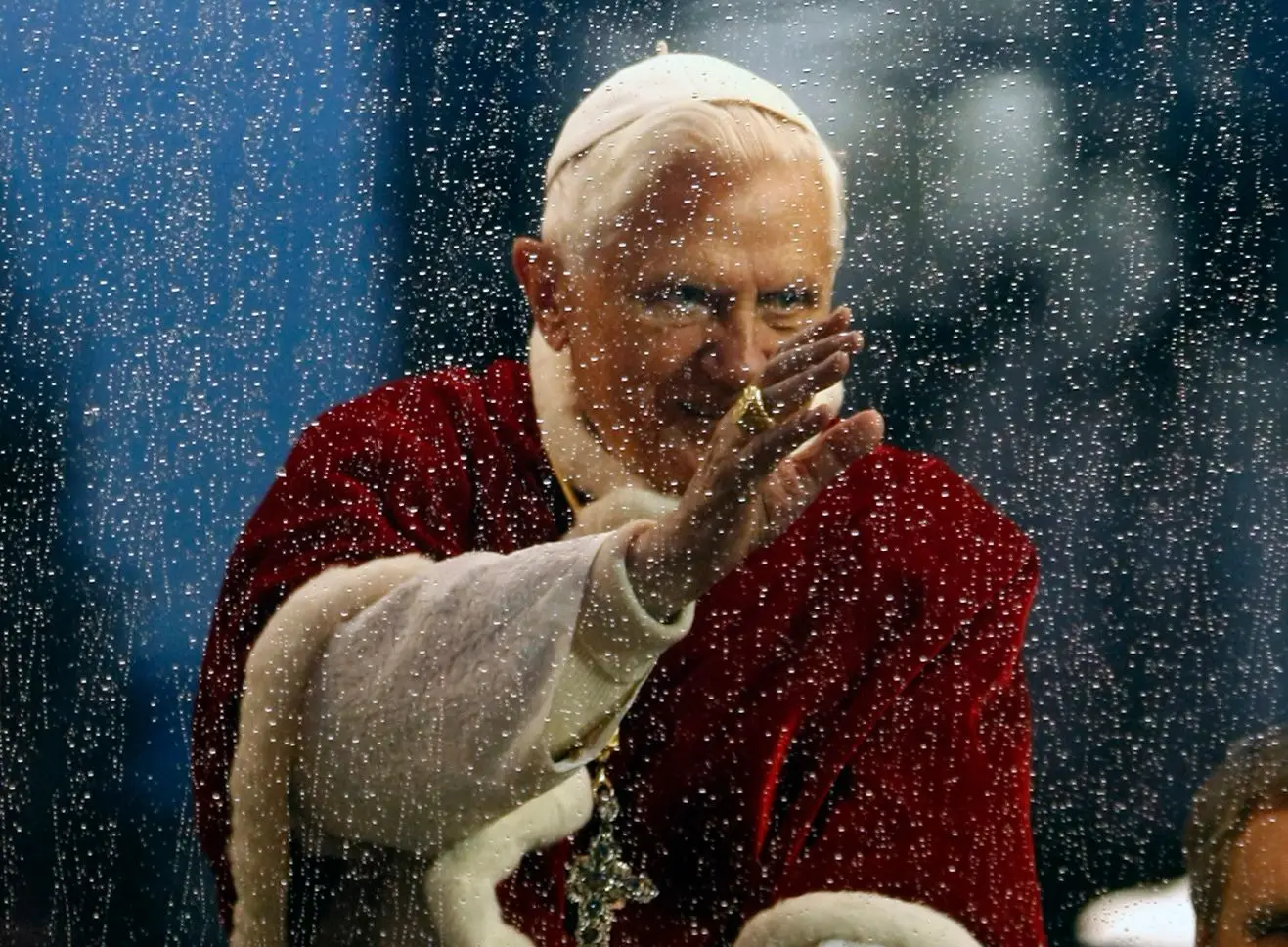 Bento XVI vai ser enterrado numa cripta na Basílica de São Pedro
