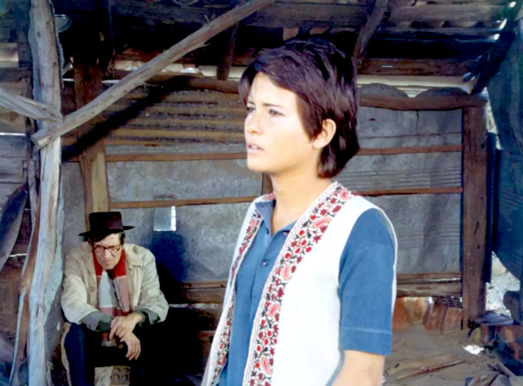José Viana e Maria Cabral em "O Recado" (1971), agora disponível em DVD