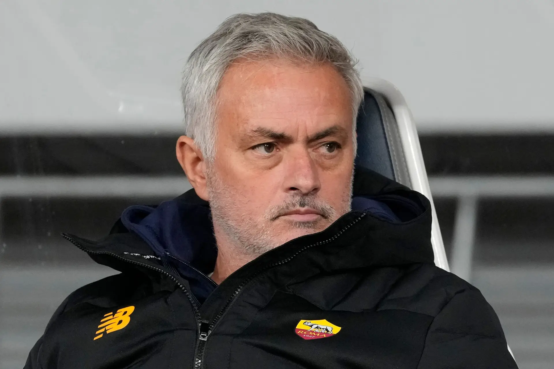 "Pretendemos continuar com ele": Roma não vai abrir mão de José Mourinho