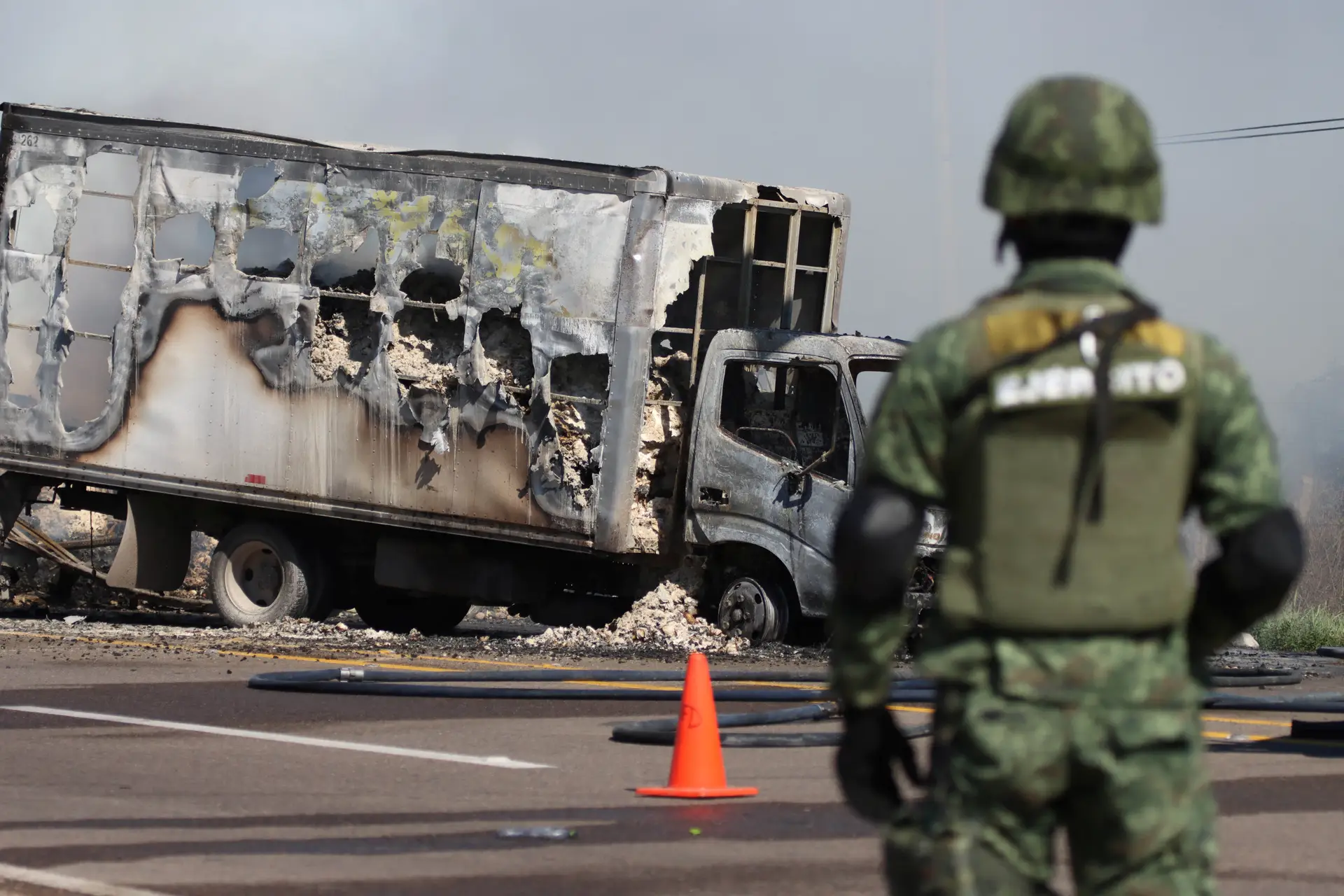 Exército mexicano controla Culiacan depois da captura de Ovídio Guzmán