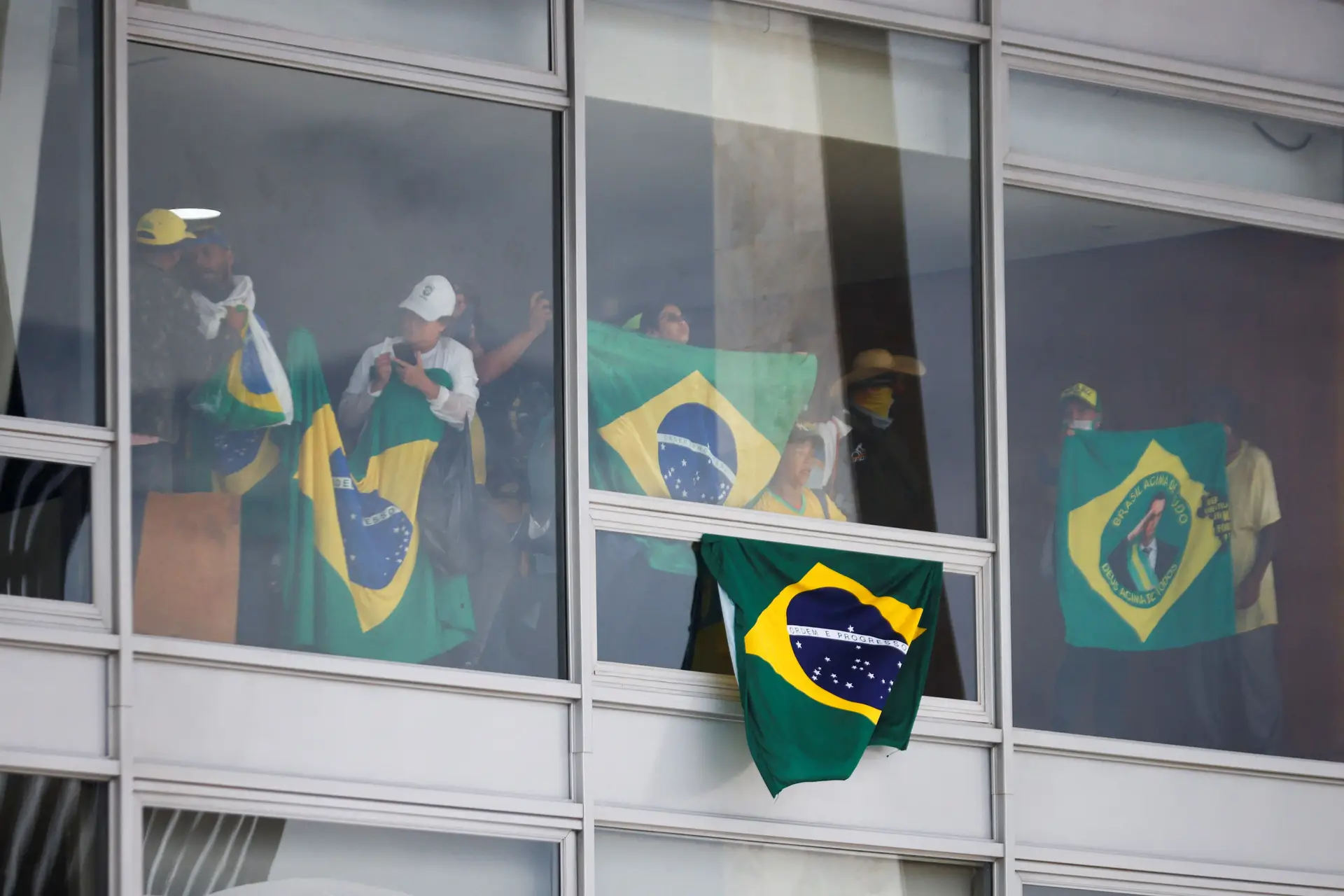 A reação de Bolsonaro à invasão em Brasília