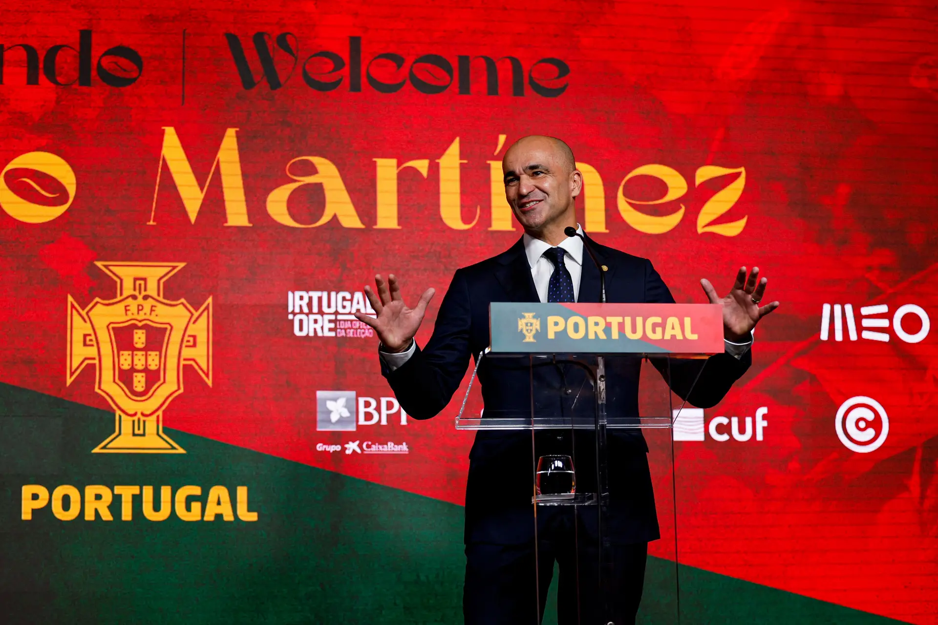 Roberto Martínez é o terceiro estrangeiro a comandar Seleção Nacional