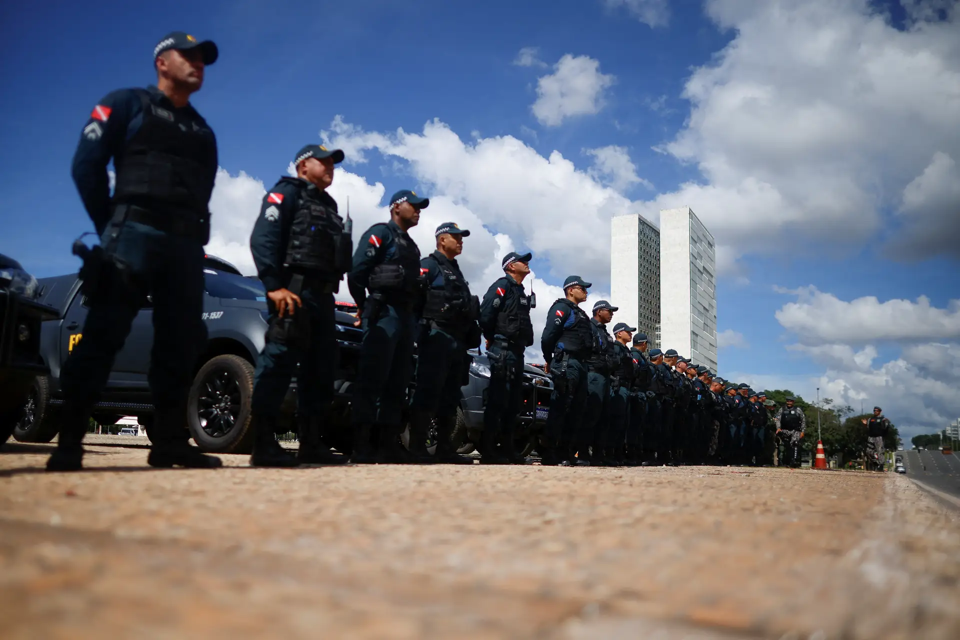 Exército Brasileiro - POSTO DE BLOQUEIO Ações preventivas e