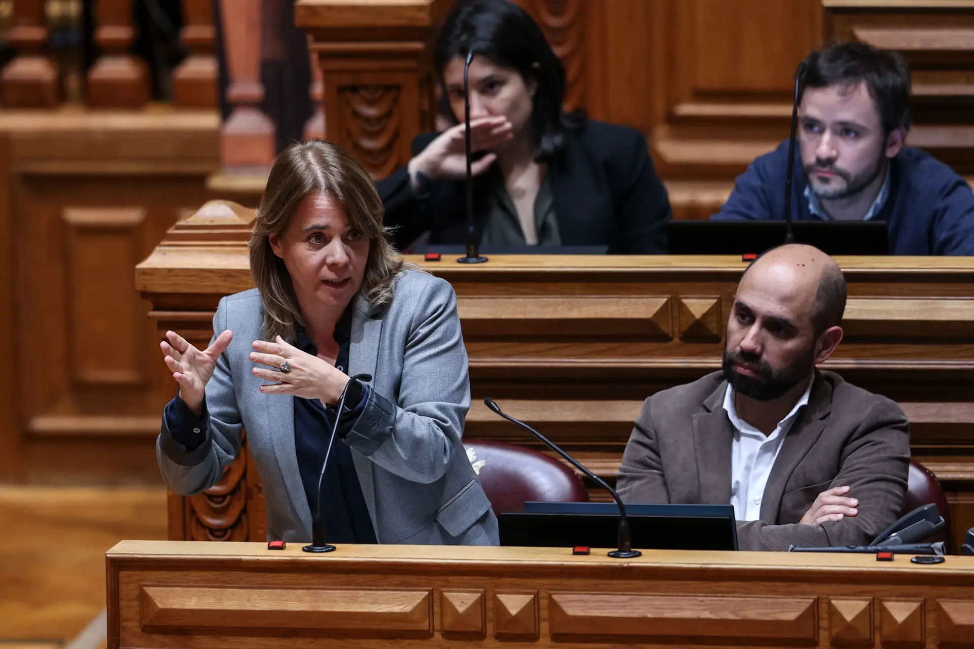 Bloco leva à AR "despacho" de ex-governante que Costa admite (agora) reavaliar