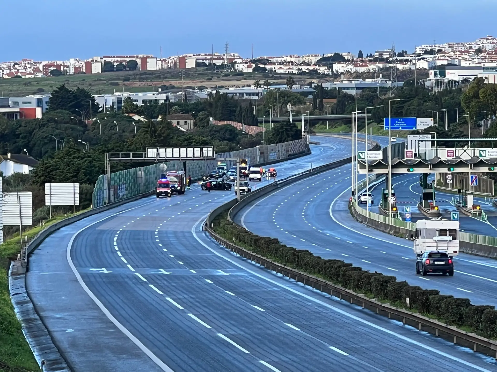 Mulher morre atropelada na A5