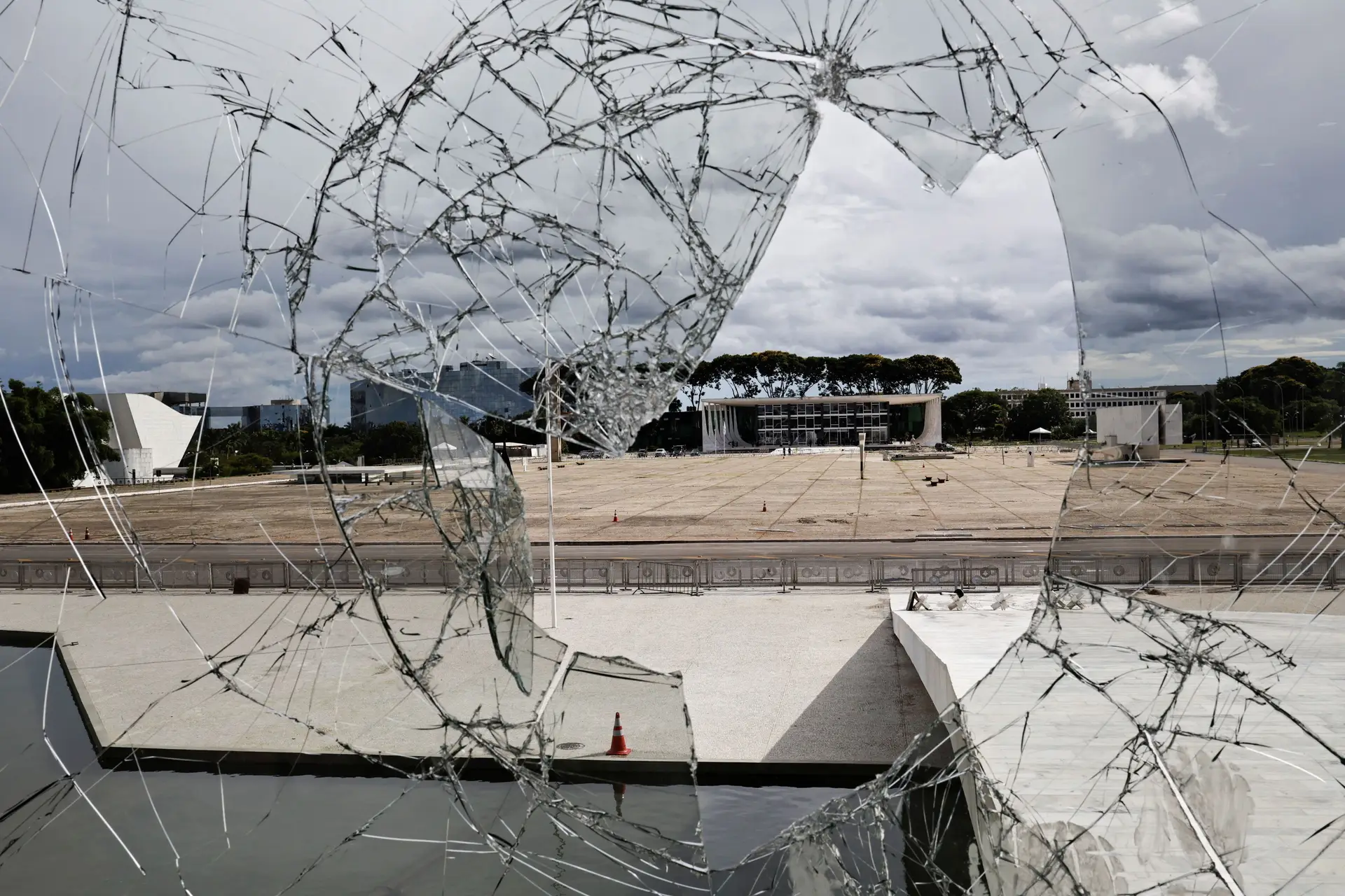 Invasão em Brasília