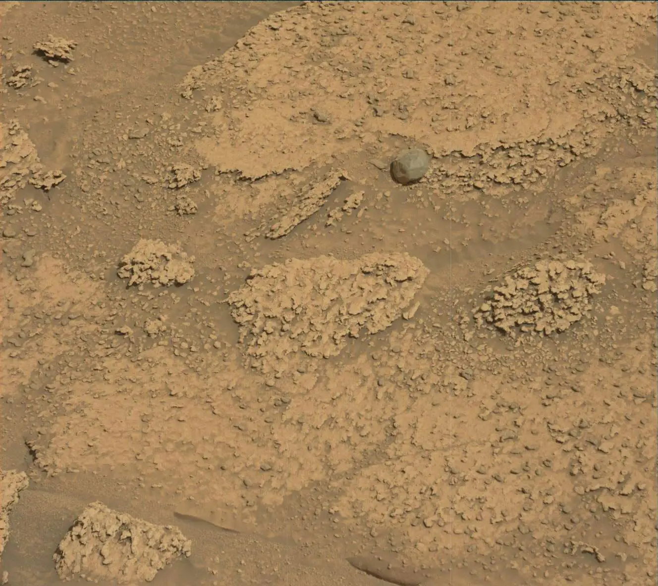 A misteriosa rocha flutuante que a NASA encontrou em Marte: o que poderá ser?