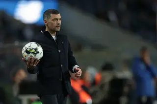 Sérgio Conceição suspenso um jogo por expulsão no Marítimo - FC Porto