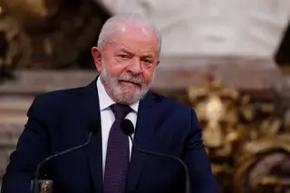 Lula da Silva roubou um crucifixo do Palácio do Planalto?