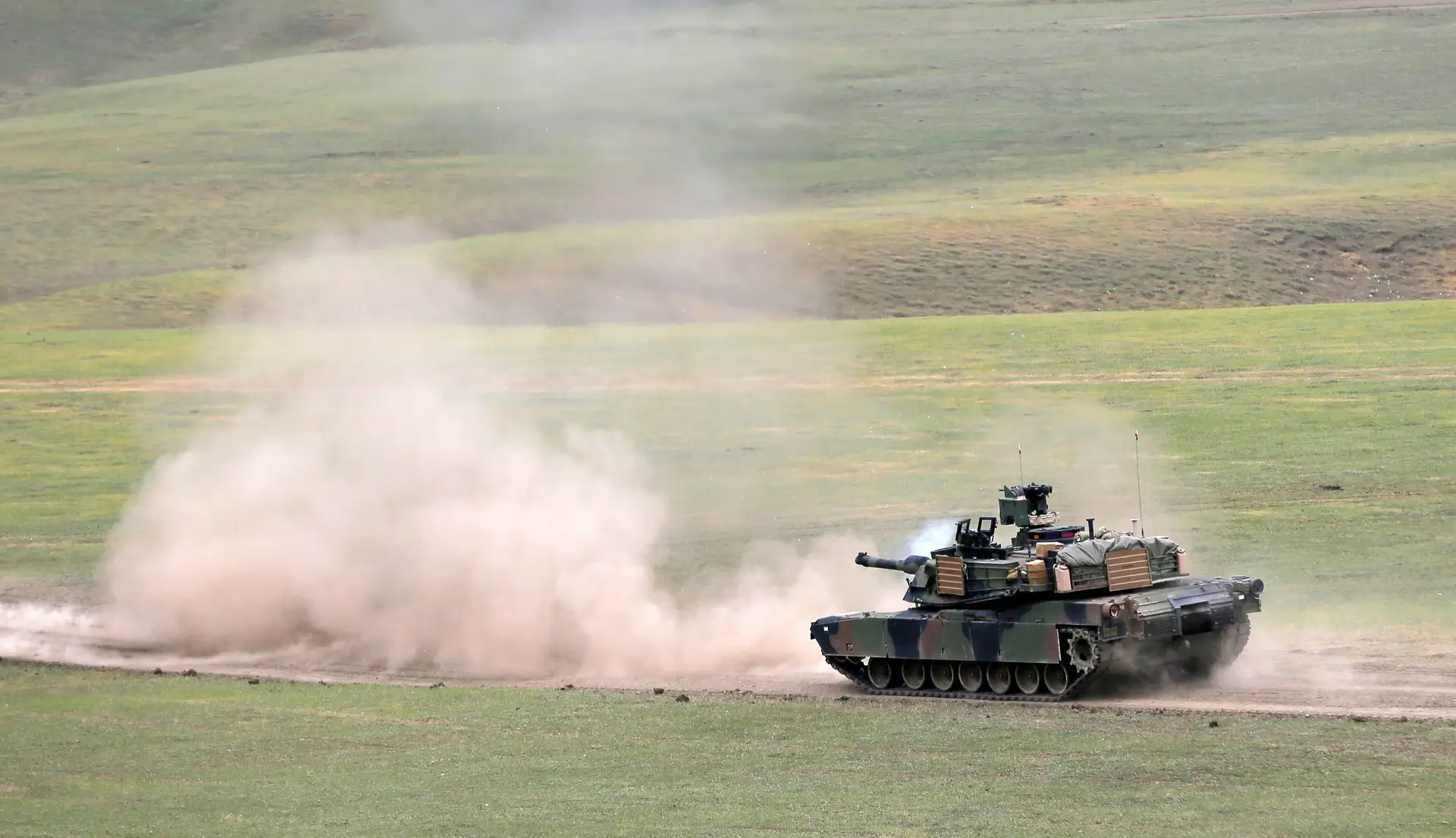 Tanques Leopard oferecidos por Portugal já chegaram à Ucrânia