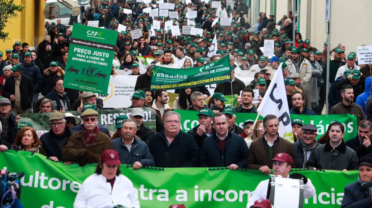 Protestos contra a extinção das Direções Regionais de Agricultura, em Mirandela.