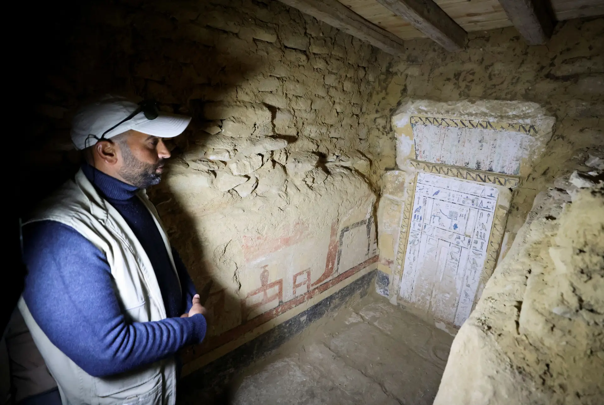 Escavações em Saqqara, Egito.