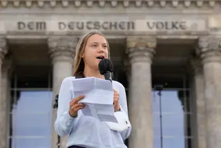 Fundação de Greta Thunberg doa mais de 270 mil euros para apoio aos migrantes climáticos