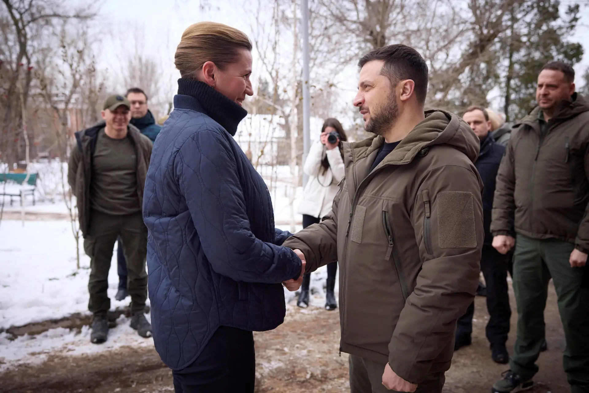 Primeira-ministra dinamarquesa encontra-se com Zelensky em Mykolaiv