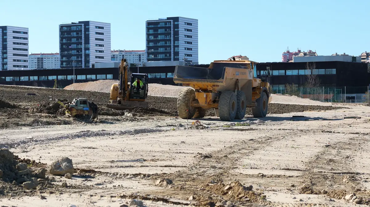 Estaleiro de obras onde vai decorrer a Jornada Mundial da Juventude (JMJLisboa2023) no Parque das Nações, em Lisboa.