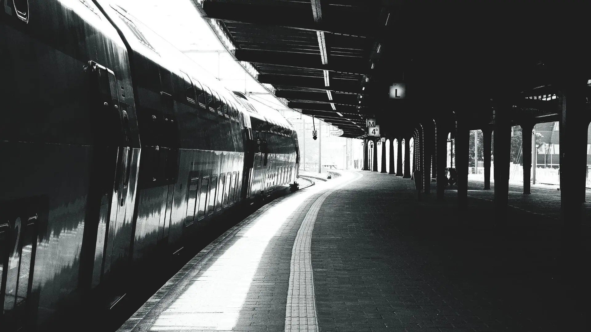 JMJ: Loures insta Governo a reabilitar estações ferroviárias da Bobadela e Santa Iria da Azoia
