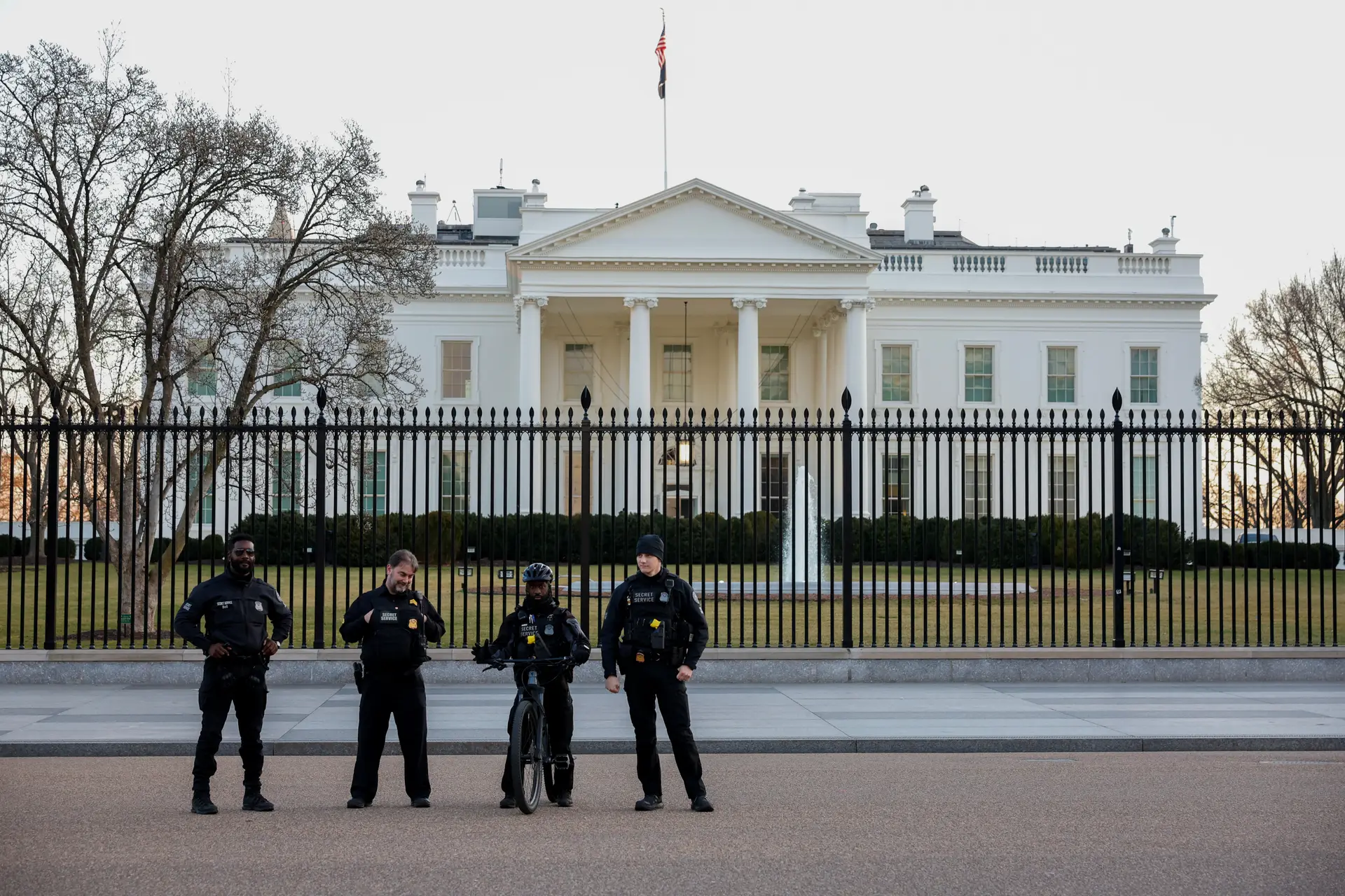 Casa Branca pede ao Congresso uma reforma policial nos EUA