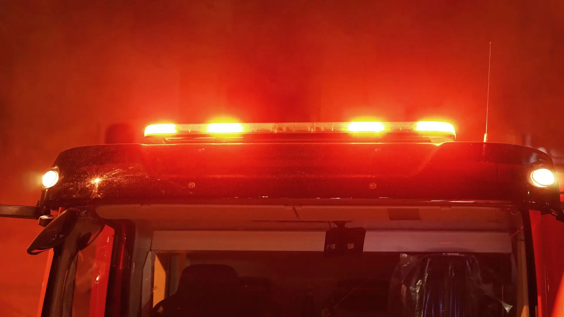 Incêndio em Gondomar obriga a evacuar prédio e faz dois feridos