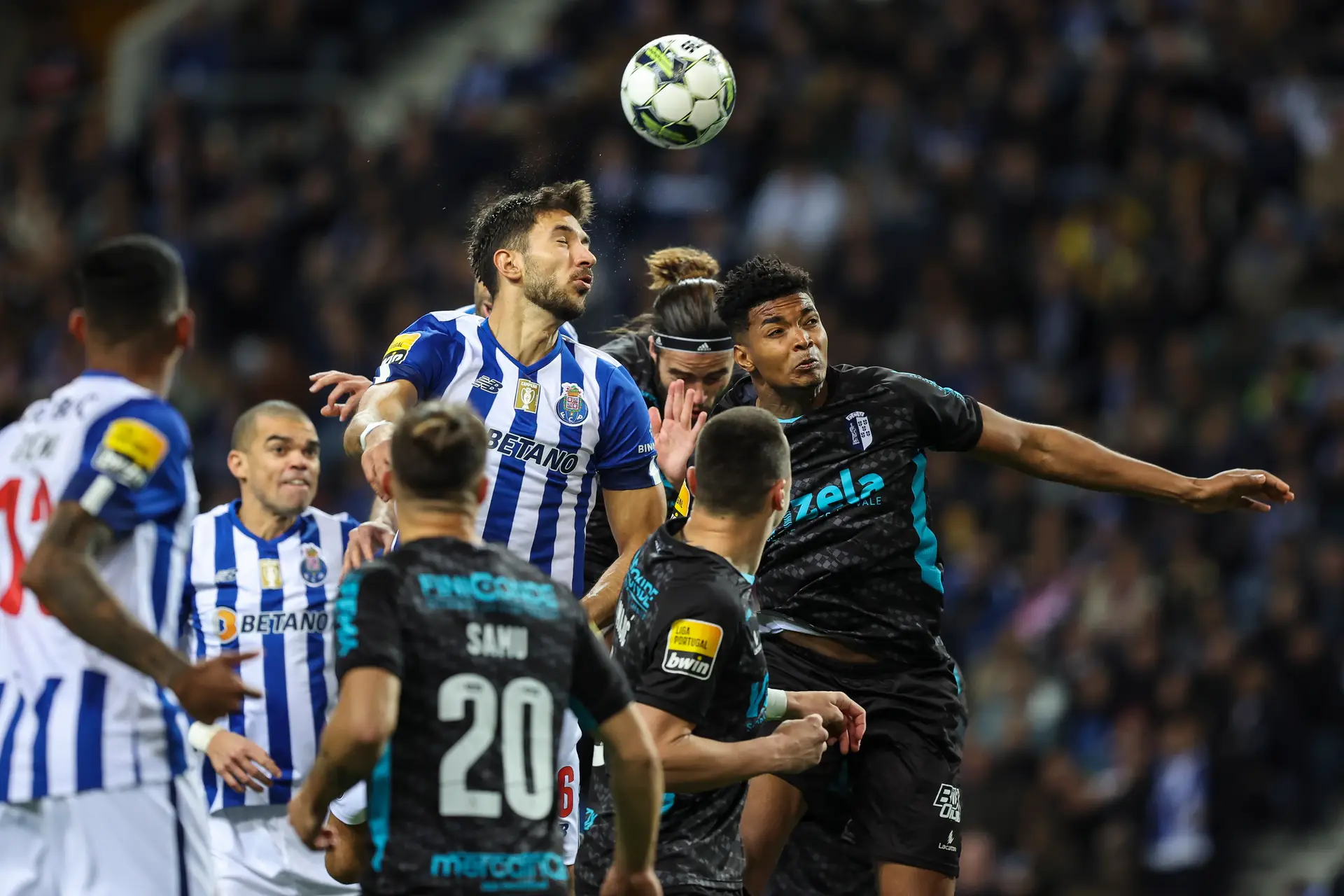 FC Porto vence Vizela sem Sérgio Conceição no banco
