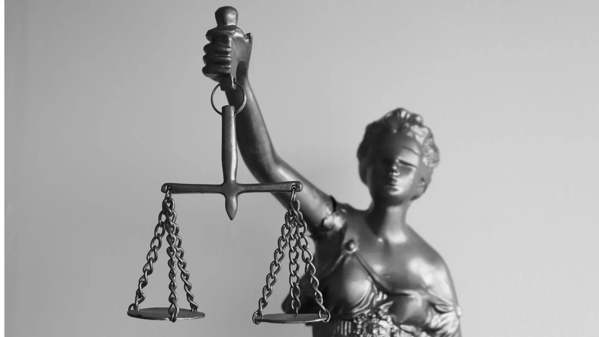 Avô acusado de 780 crimes de abuso sexual contra a neta no Barreiro