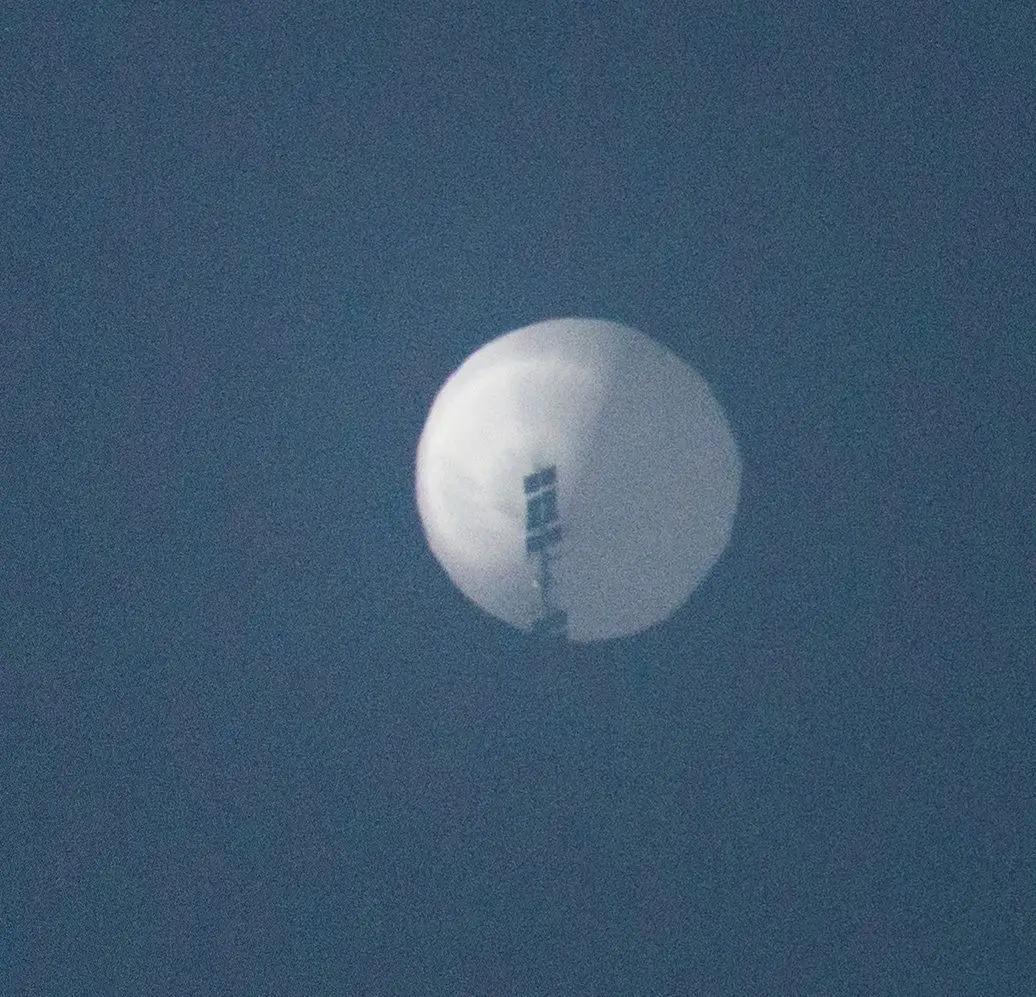 Balão chinês que sobrevoou os EUA