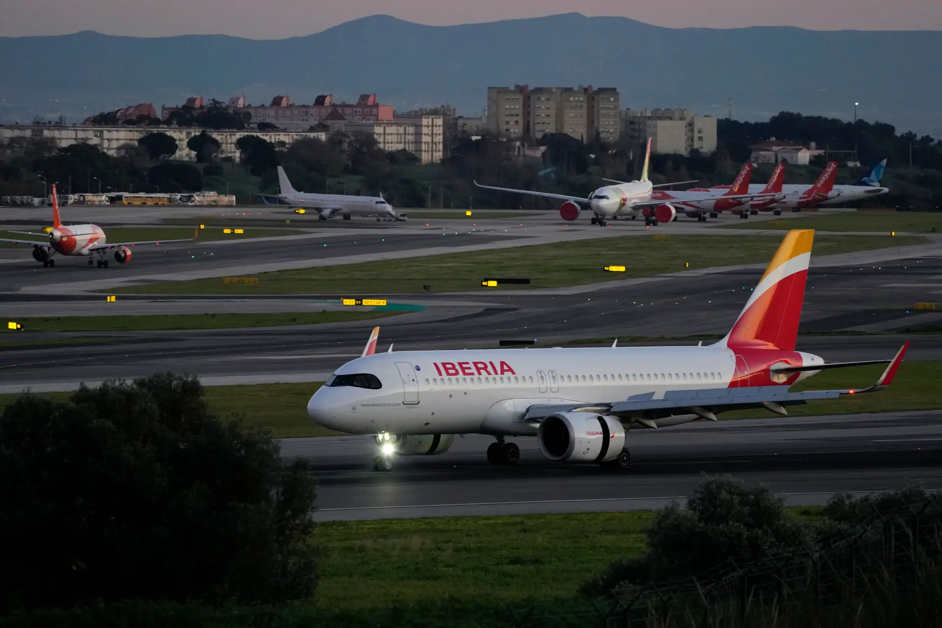 Terminou o prazo: dona da Iberia não apresentou oferta pela TAP