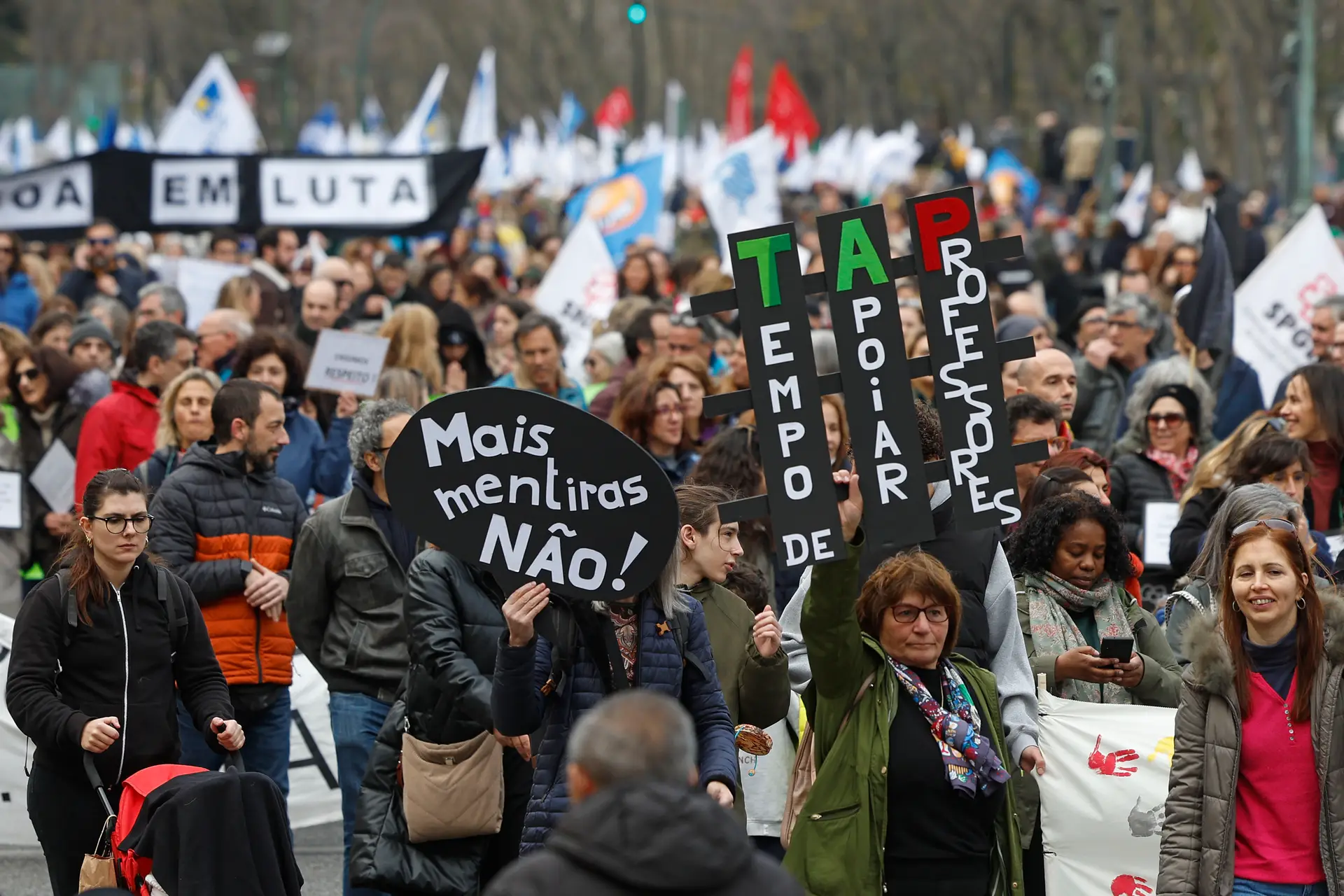 Mais de 150 mil pessoas na manifestação de professores em Lisboa