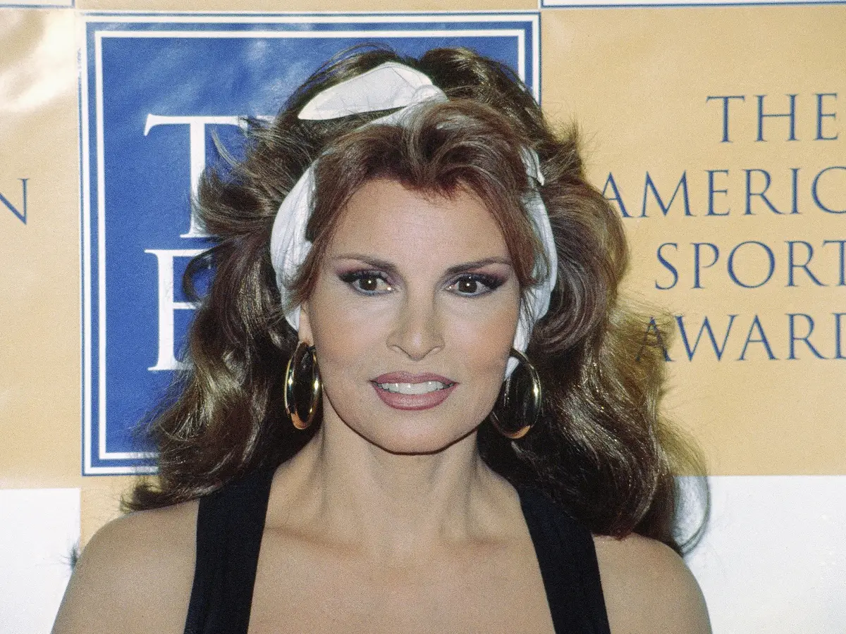 Raquel Welch - Wikipedia