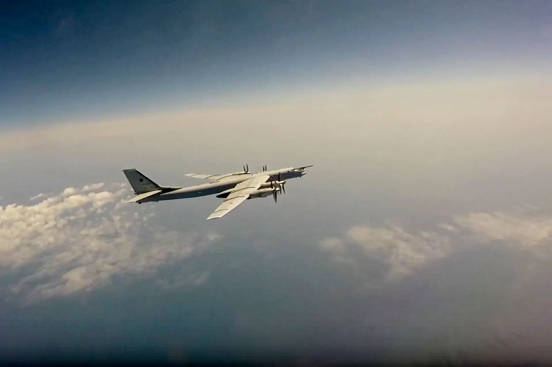 Tu-95