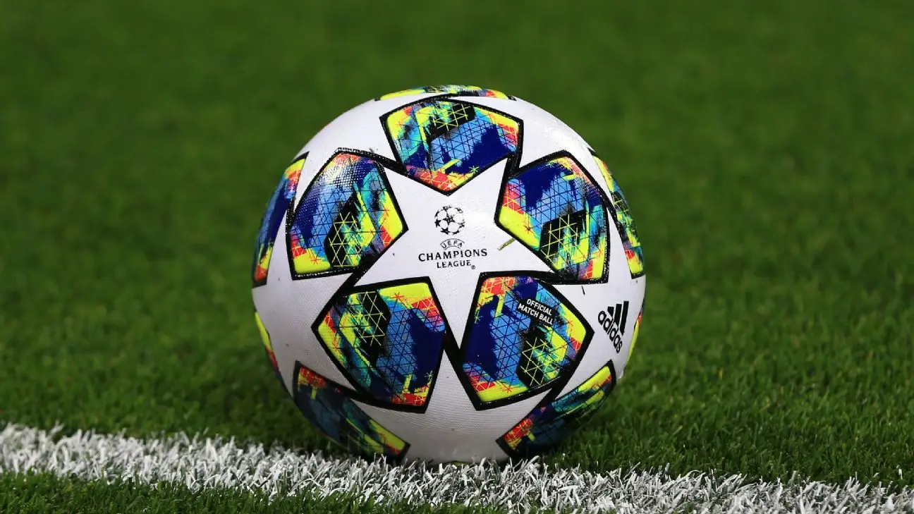 Real Madrid e Nápoles estão nos quartos de final da Liga dos Campeões