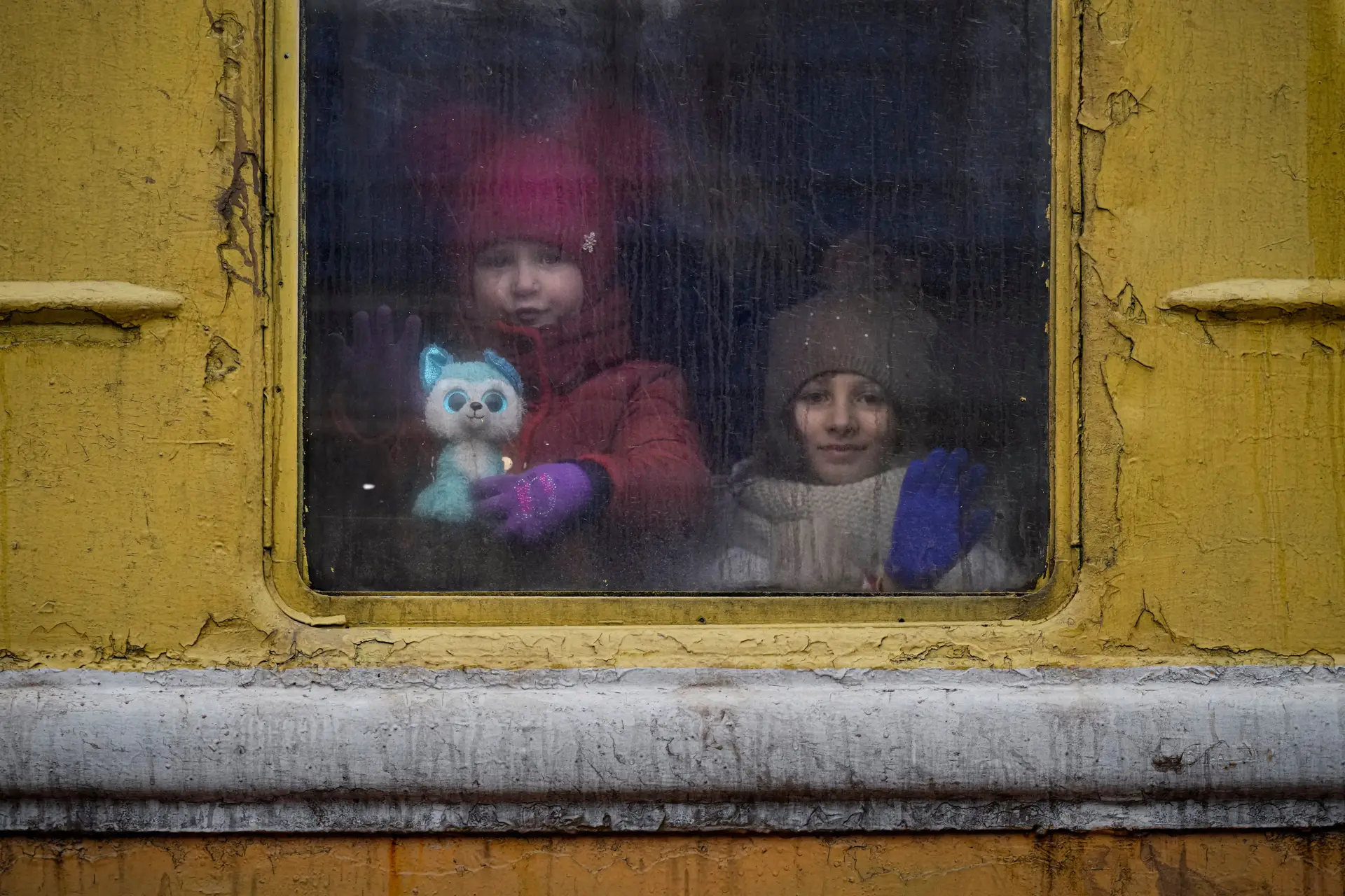 Ucrânia acusa Rússia de deportar ilegalmente quase 20 mil crianças