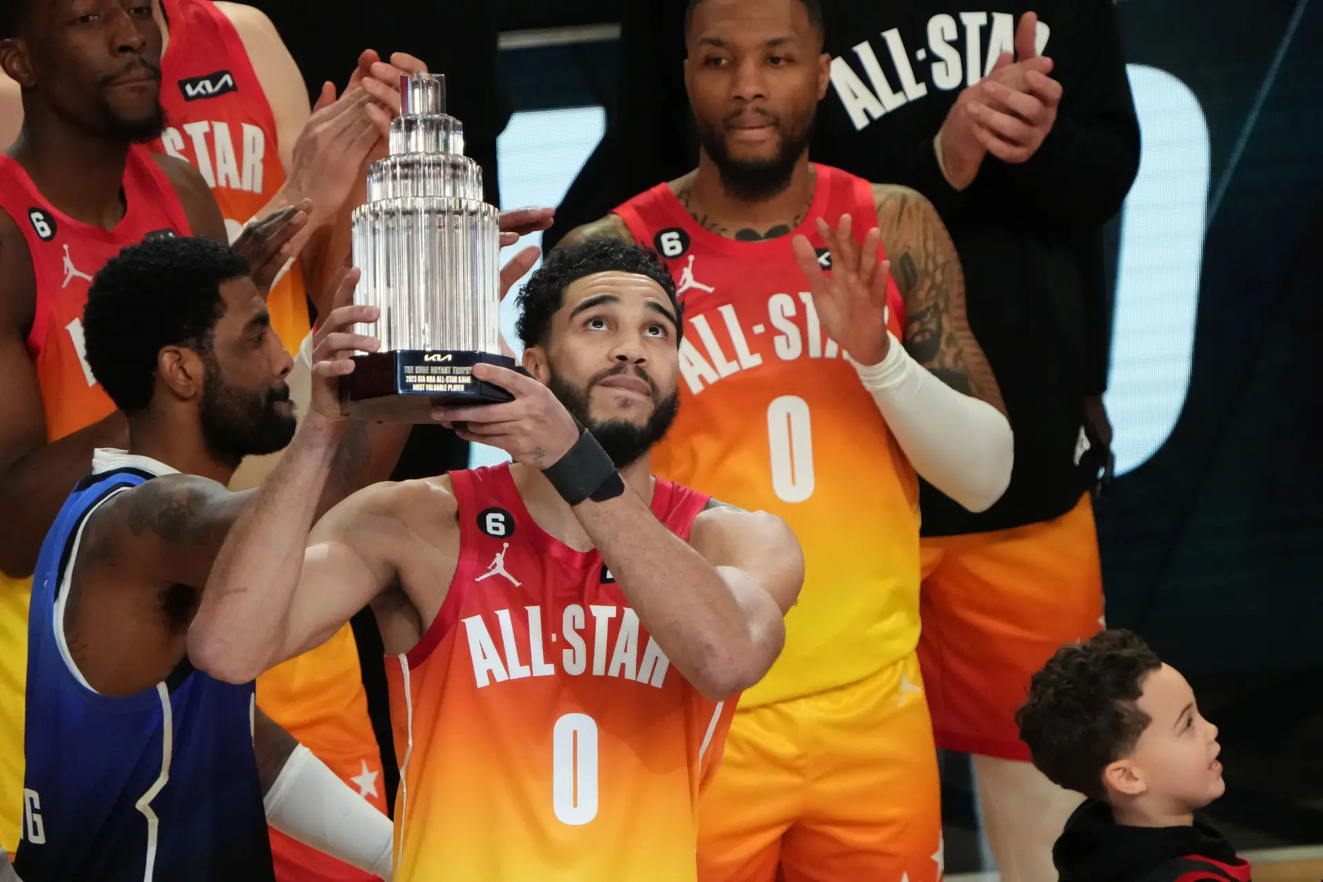 Como assistir a todos os jogos dos Playoffs da NBA no Star+: curta