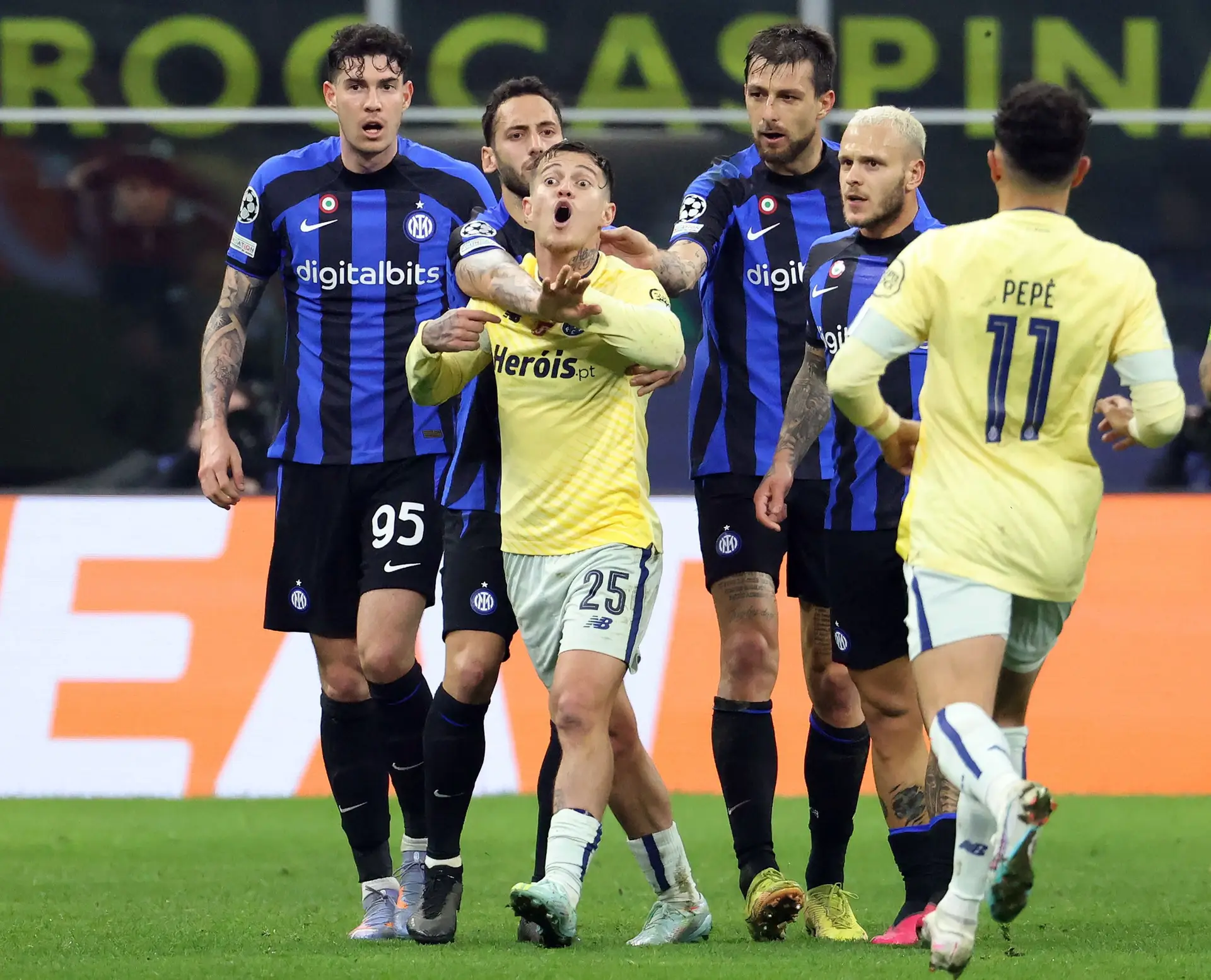 Atenção FC Porto: grande reviravolta do Milan antes do jogo no Dragão - CNN  Portugal