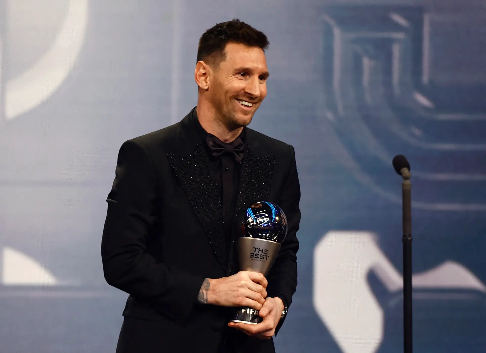 Messi com o prémio The Best, da Fifa