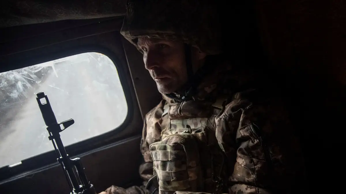 Soldado ucraniano em Bakhmut