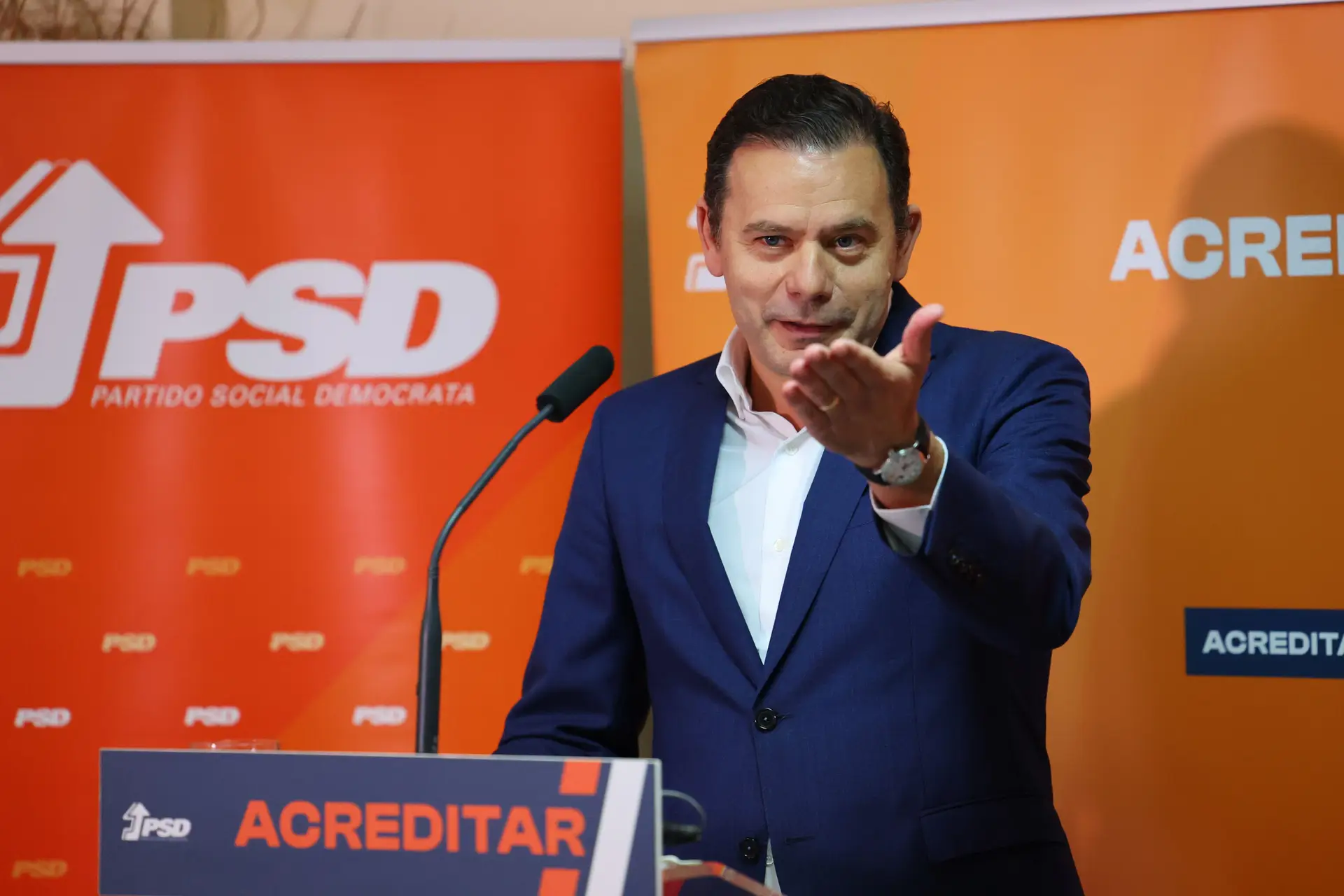 Luís Montenegro questiona condições políticas da ministra da Habitação