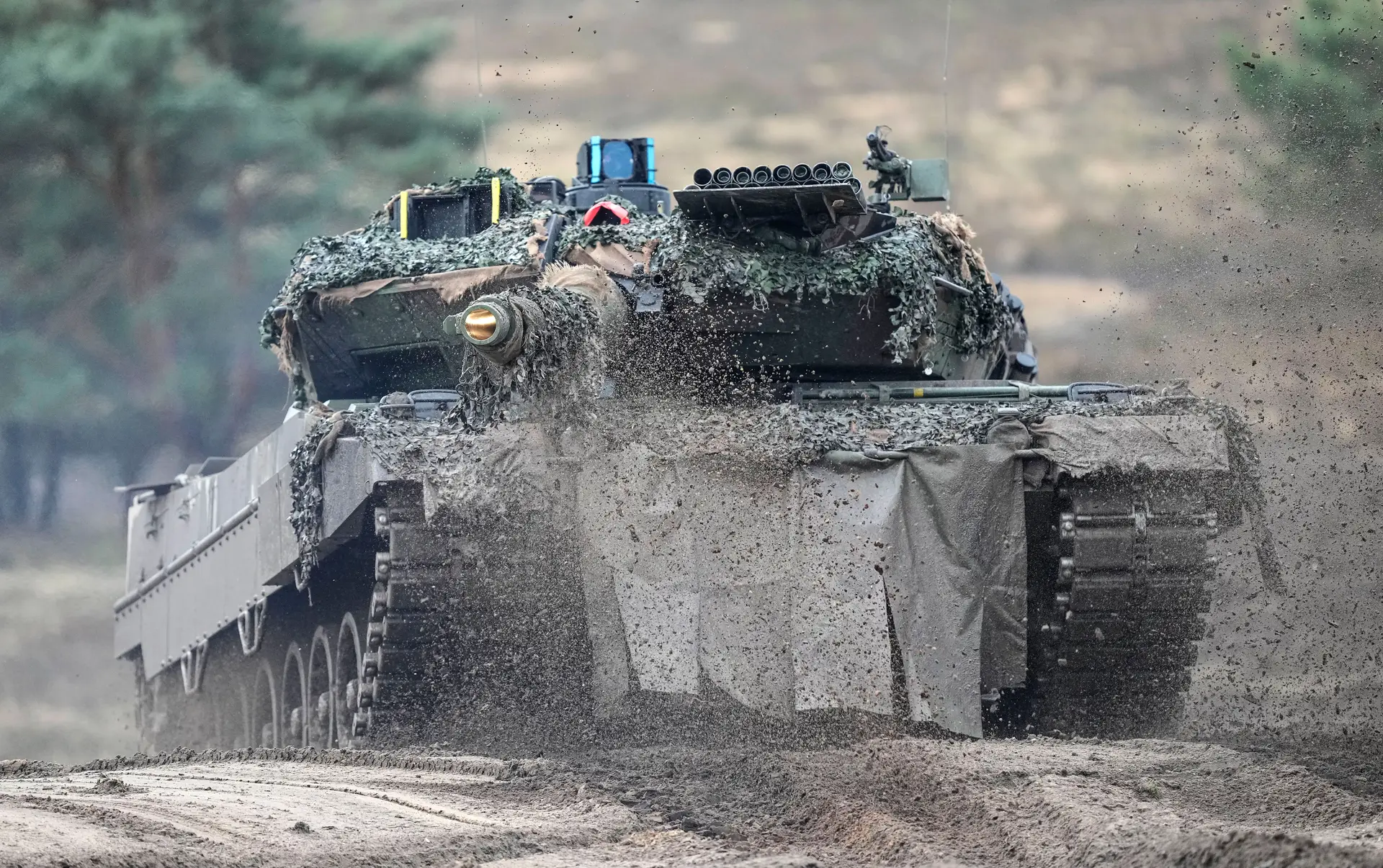 Nove países vão enviar 150 tanques Leopard para a Ucrânia
