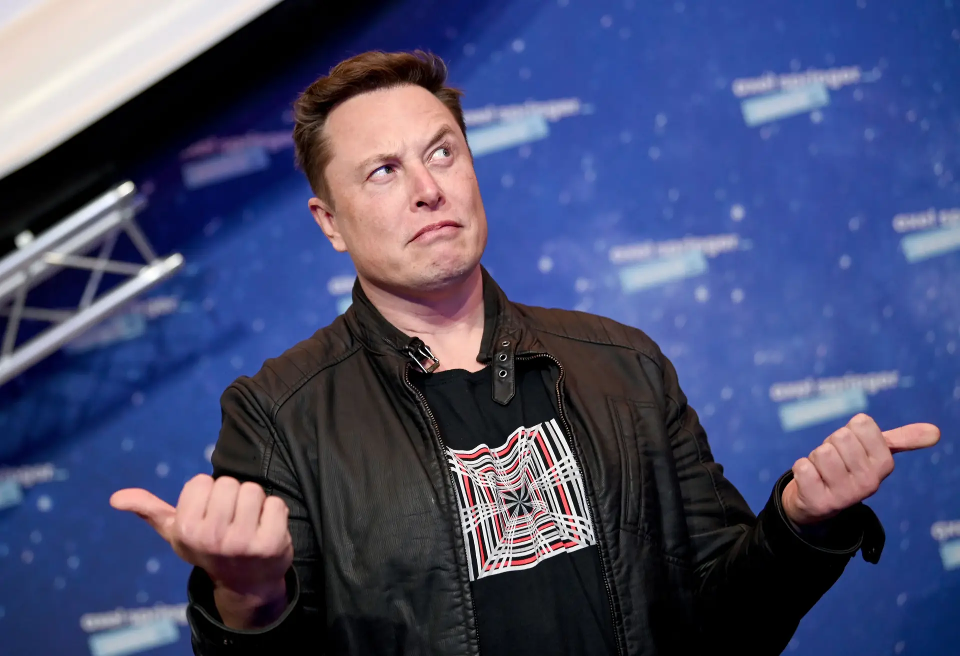 Ex-gestora do Twitter descreve Elon Musk como lunático que incutiu clima de medo
