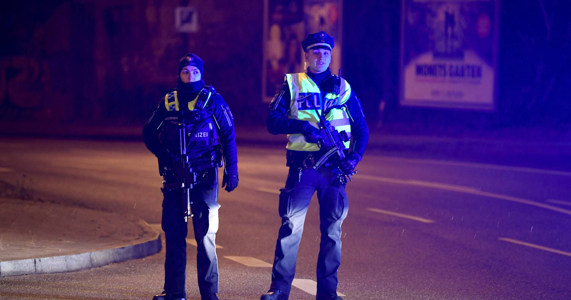 Bei einer Schießerei in Hamburg sind mehrere Menschen getötet worden