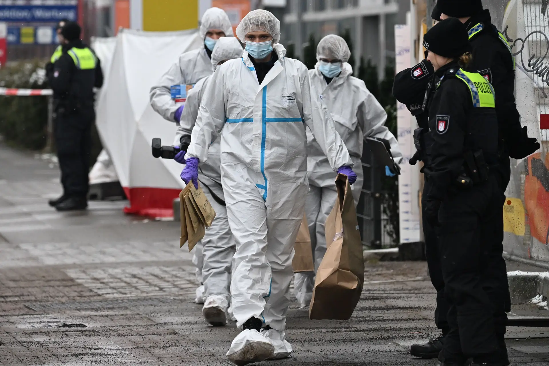 Atirador em centro de Testemunhas de Jeová em Hamburgo suicidou-se