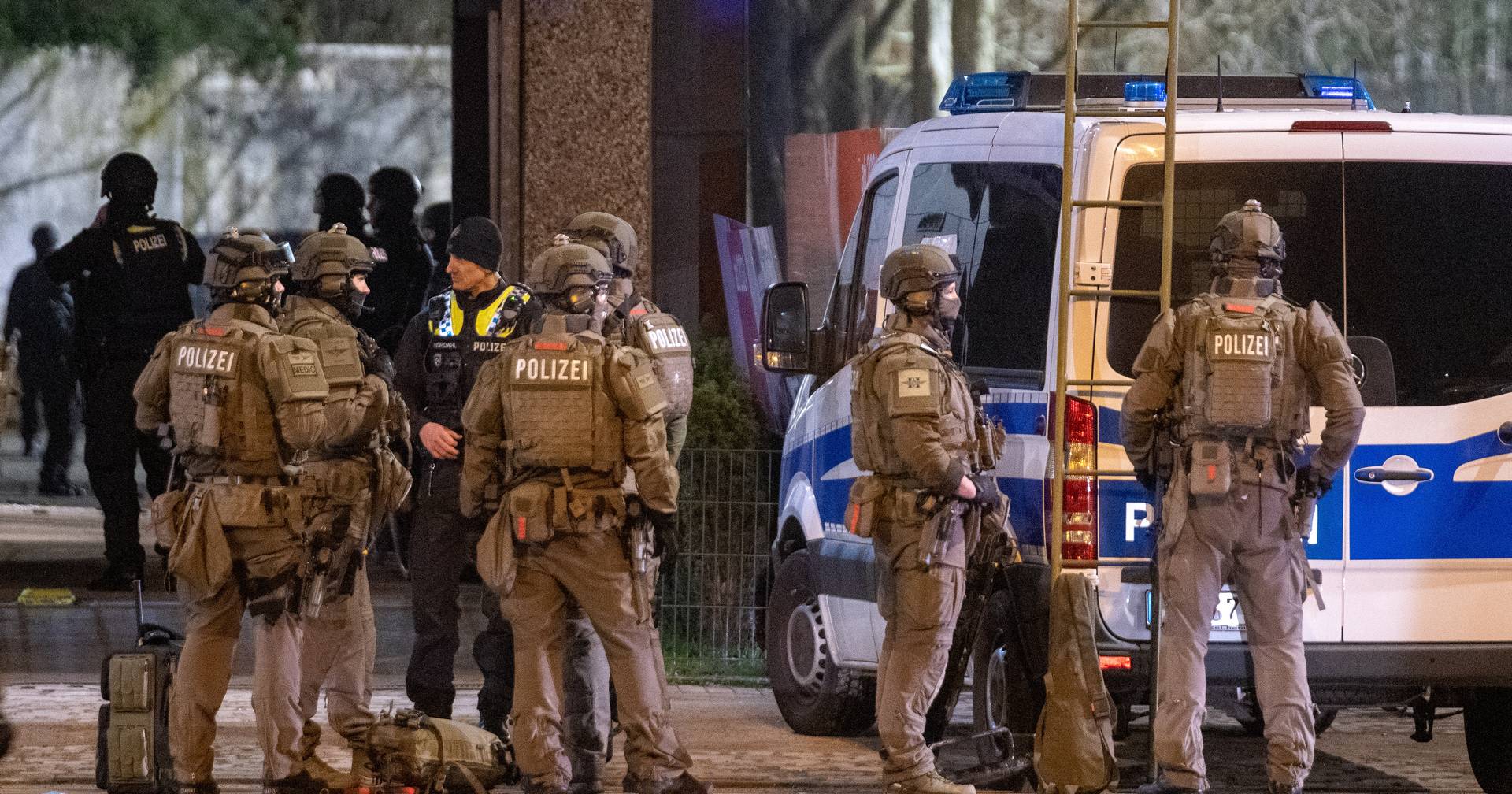 Zahl der Todesopfer bei Angriff auf religiöses Zentrum in Hamburg auf acht gestiegen