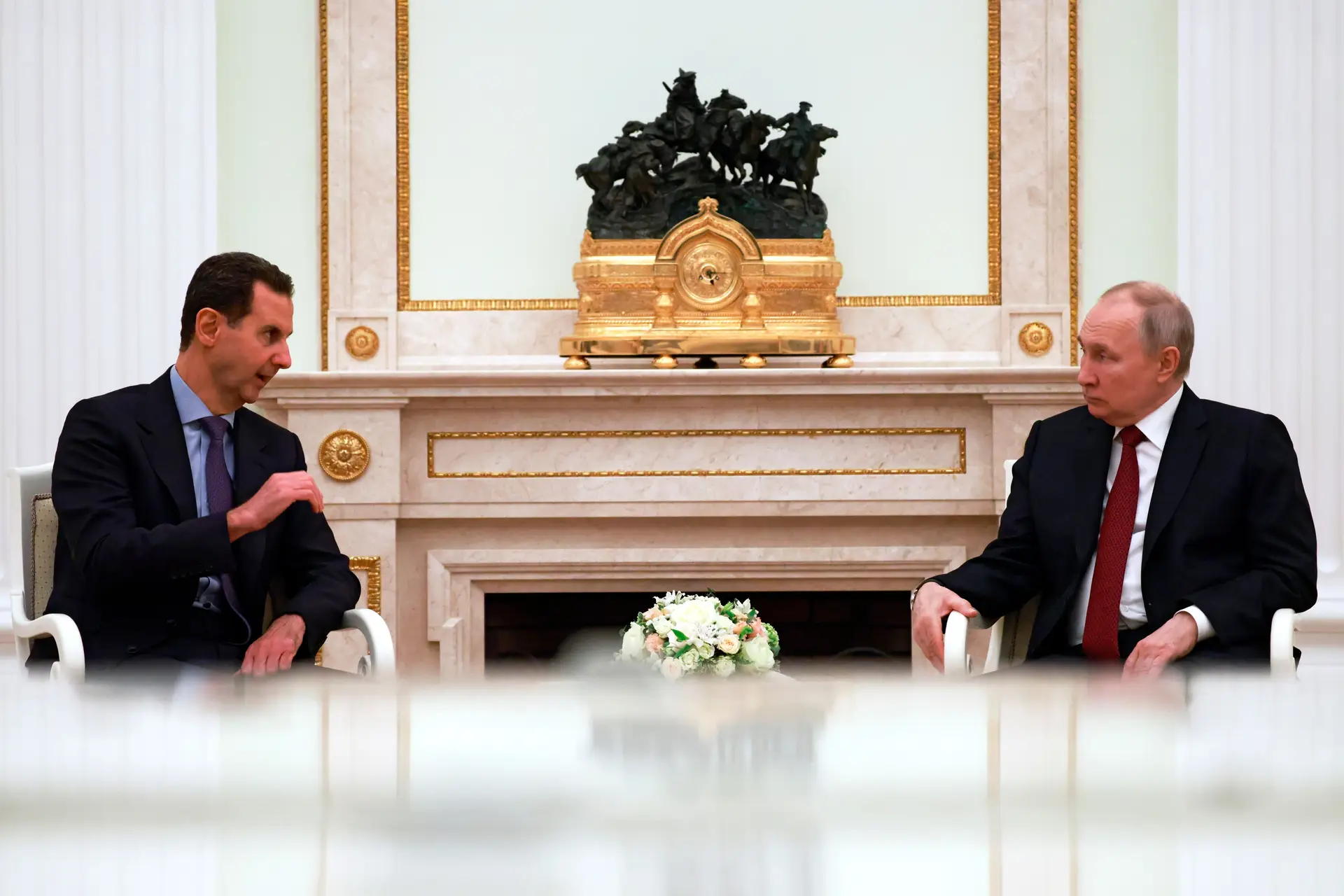 Bashar Al-Assad encontrou-se com Vladimir Putin em Moscovo, Rússia.