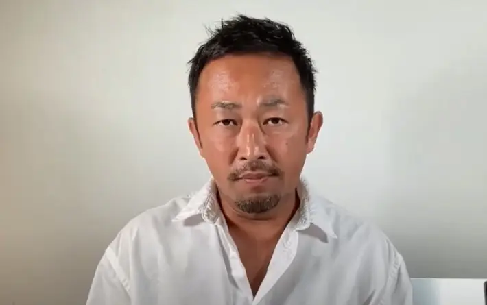 Deputado youtuber expulso do Parlamento do Japão