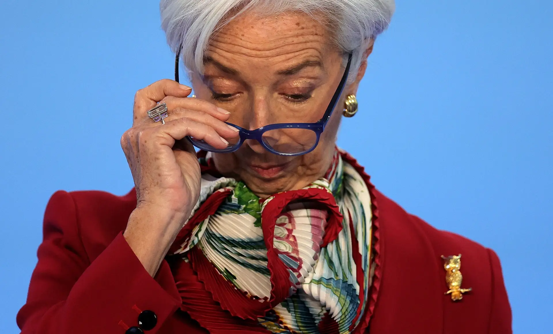 Lagarde quer redução dos apoios governamentais a famílias e empresas