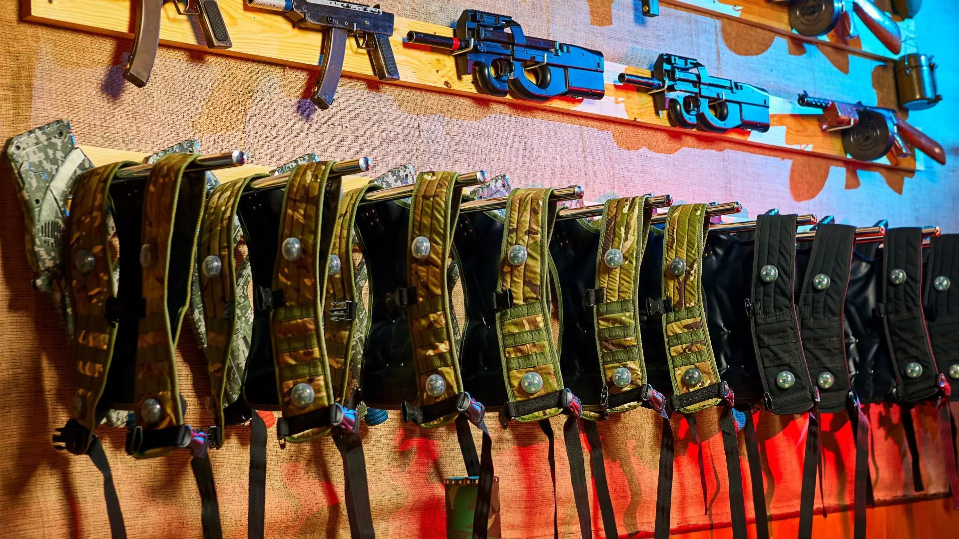 Empresas chinesas enviam equipamento militar para a Rússia