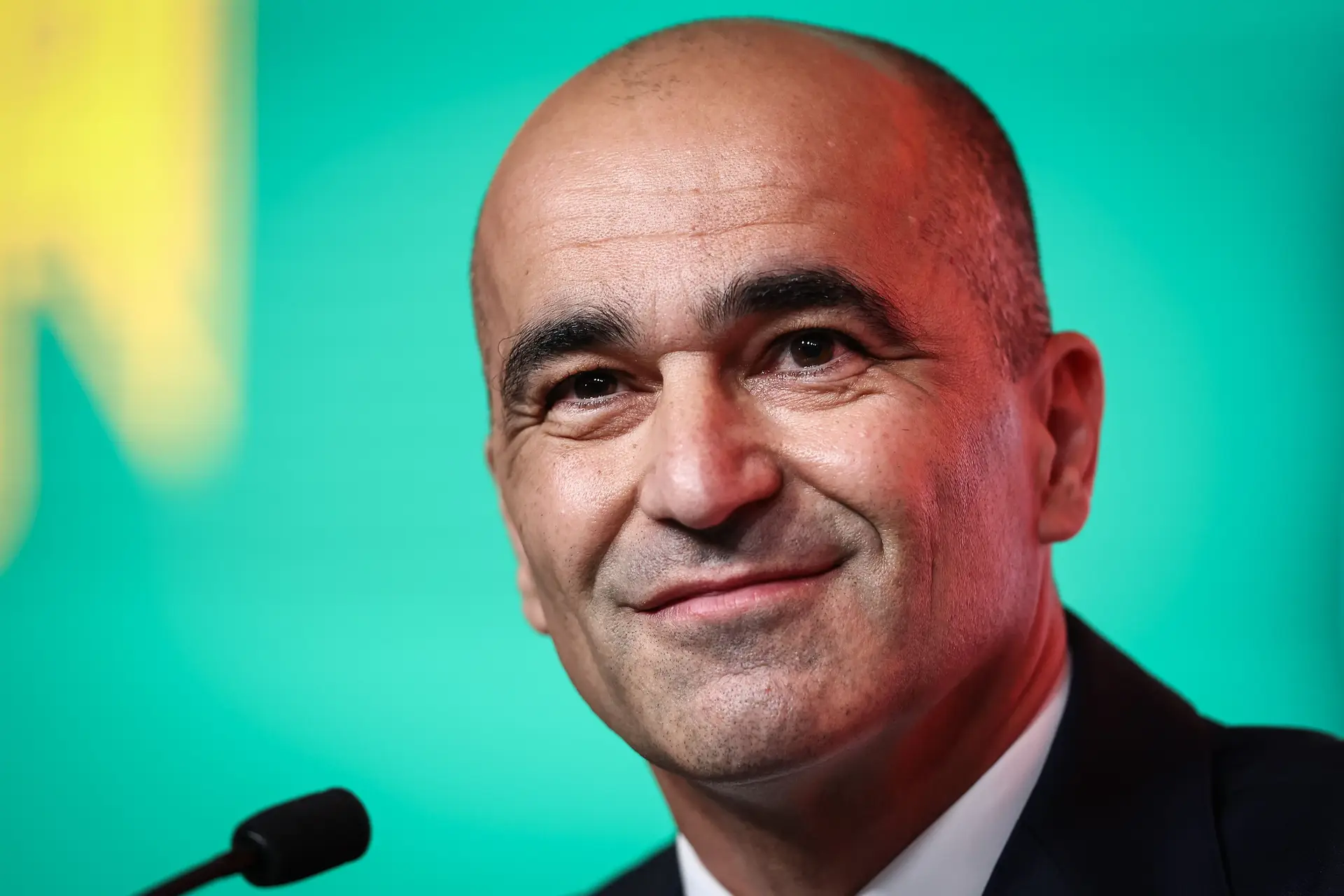 Roberto Martinez, Mourinho e Figo vão integrar conselho de peritos da UEFA
